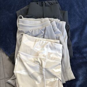 Stylish Camouflage and Solid Leggings Set